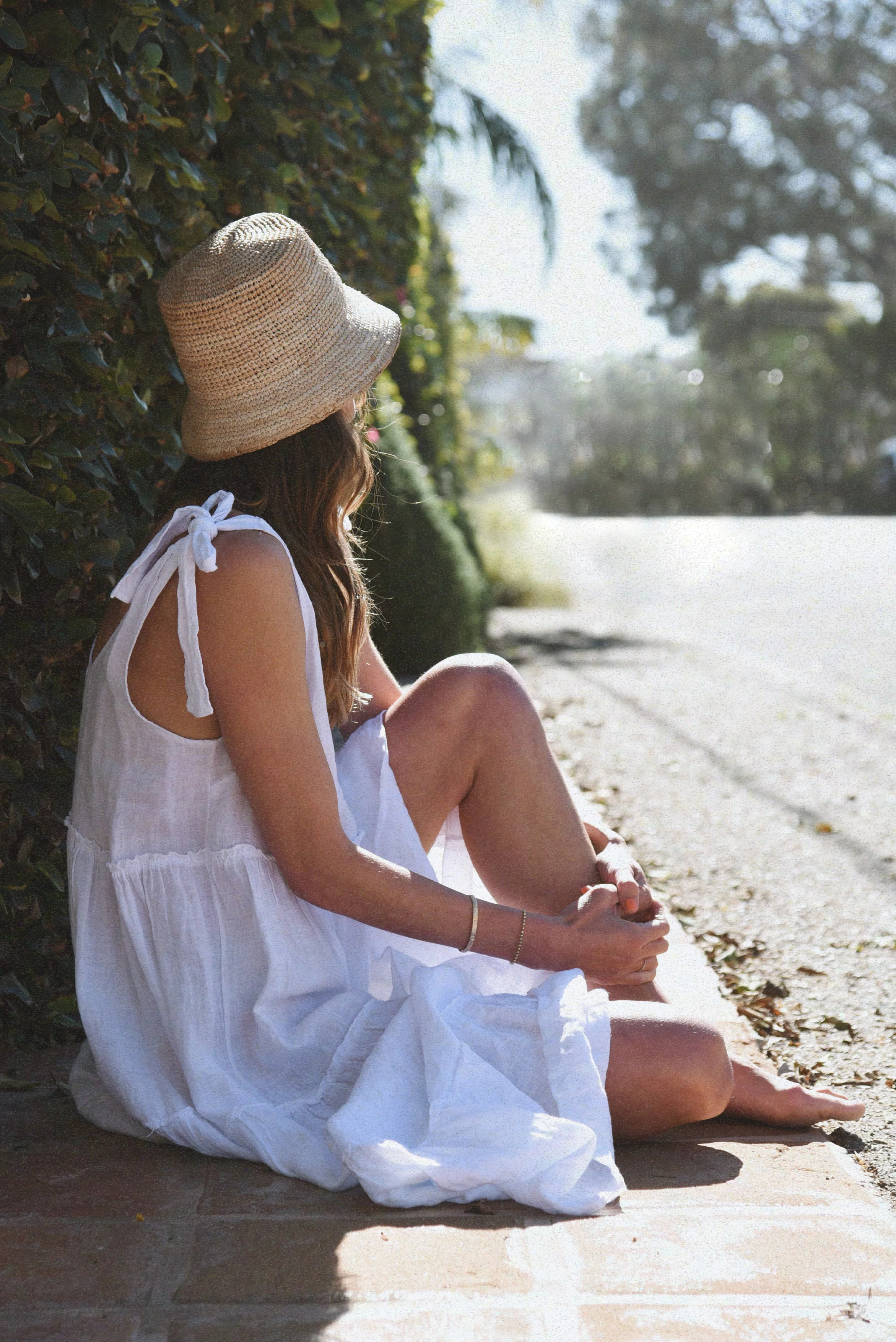 Las Dalias Bucket Hat - Image 5