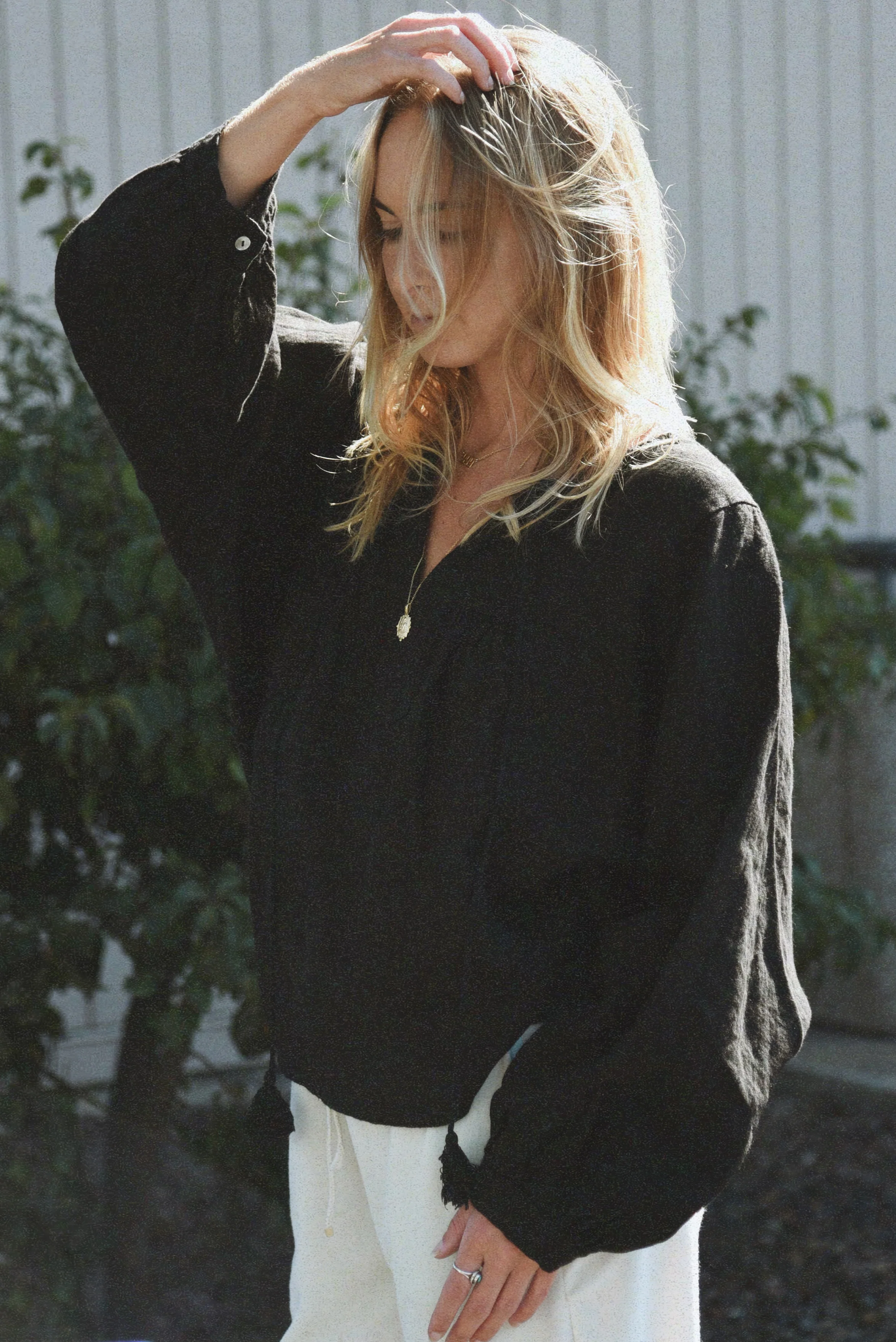 The Meadow Blouse // Noir - Image 4